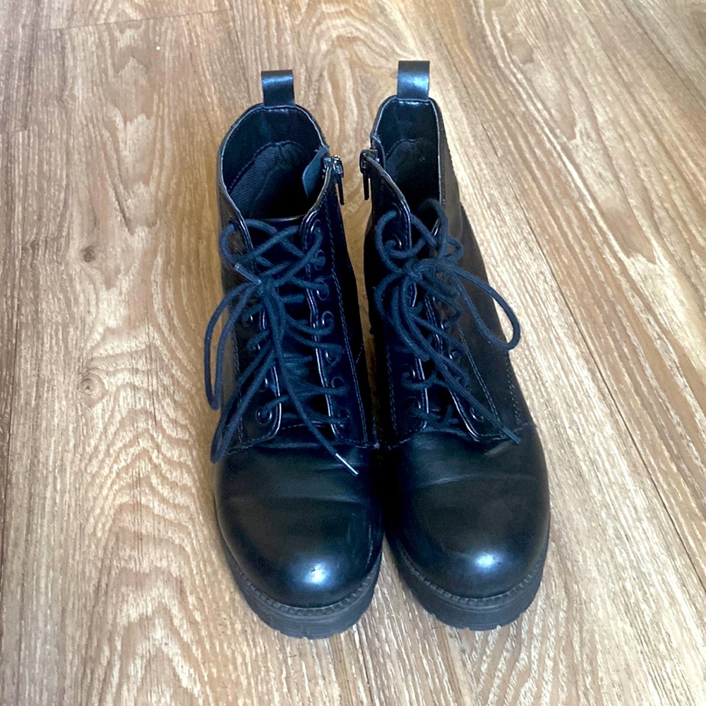 Black laced up boots with heel